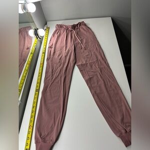 lululemon joggers